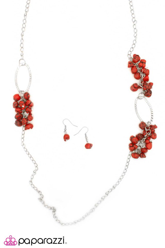 Paparazzi ♥ Embers Of Elegance - Red ♥ Necklace