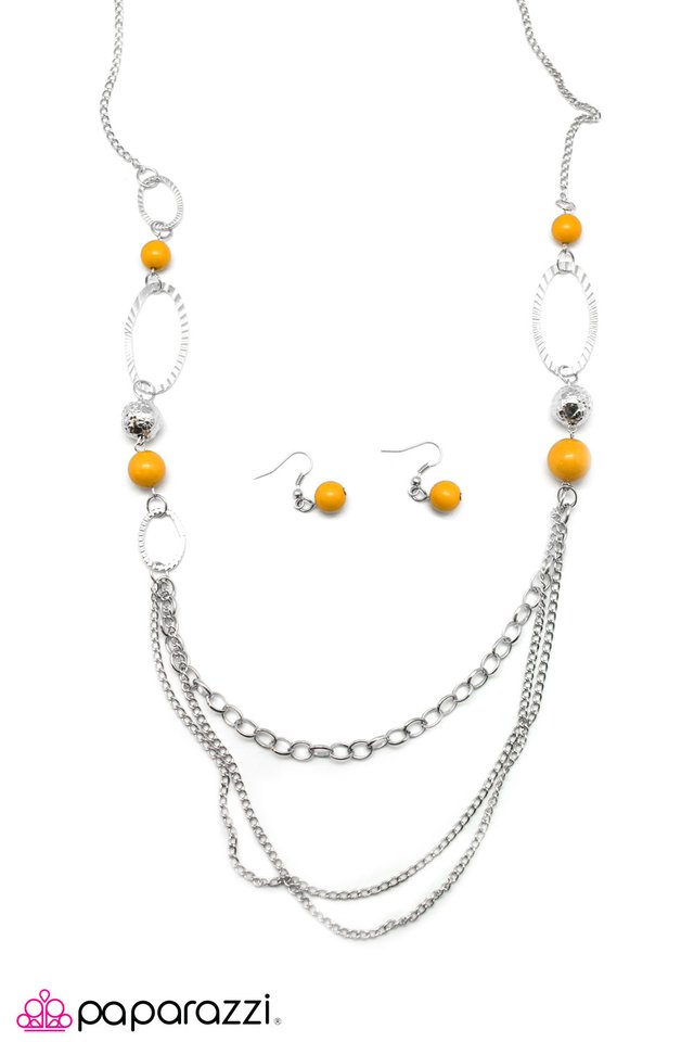 Paparazzi ♥ Harmonious Harvest - Yellow ♥ Necklace