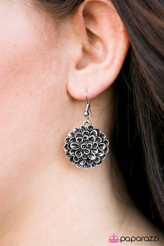 booming-blooms-silver-p5wh-svxx-097xx