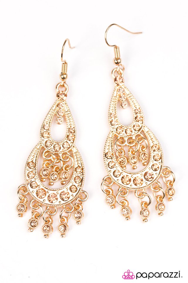 Paparazzi ♥ Glitter Makes Everything Better - Gold ♥ Earrings