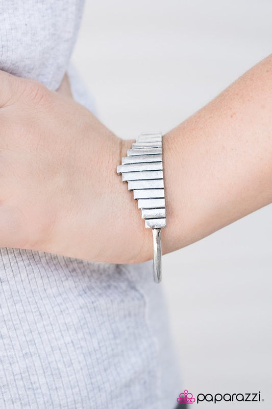 that-dont-empress-me-much-silver-p9ed-svxx-043xx