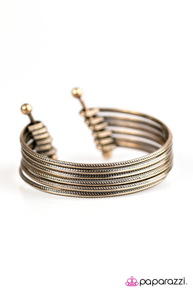 Paparazzi ♥ River Rapids - Brass ♥ Bracelet