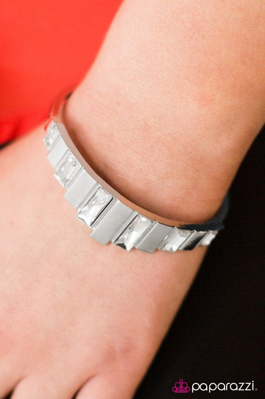 modern-metro-white-p9re-wtxx-121xx