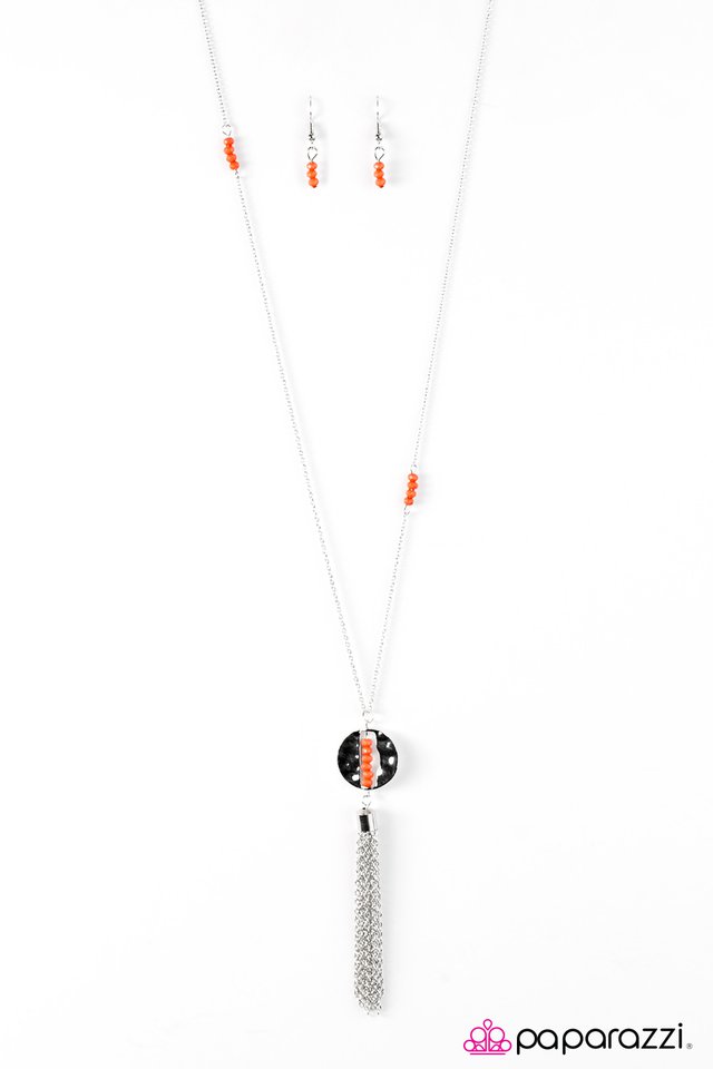 Paparazzi ♥ Extraordinary Explorer - Orange ♥ Necklace