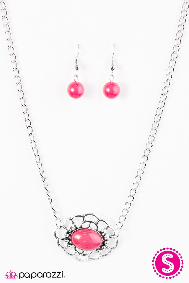 Paparazzi ♥ Every Summer Has A Story - Pink ♥ Necklace