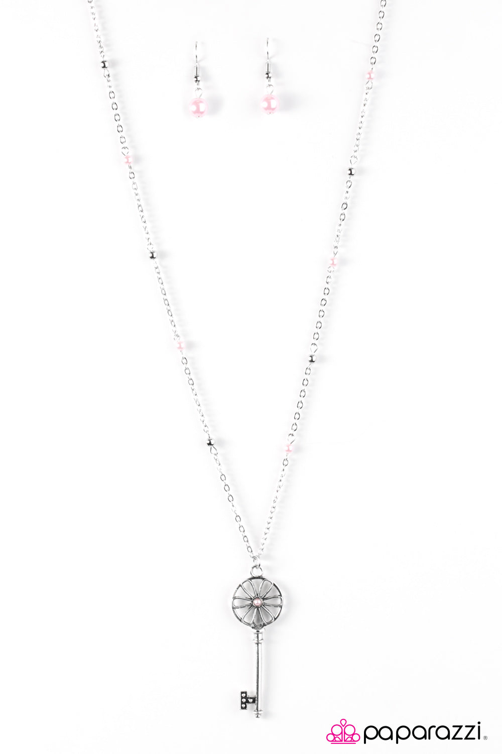 Paparazzi ♥ Love Is The Key To Happiness - Pink ♥  Necklace