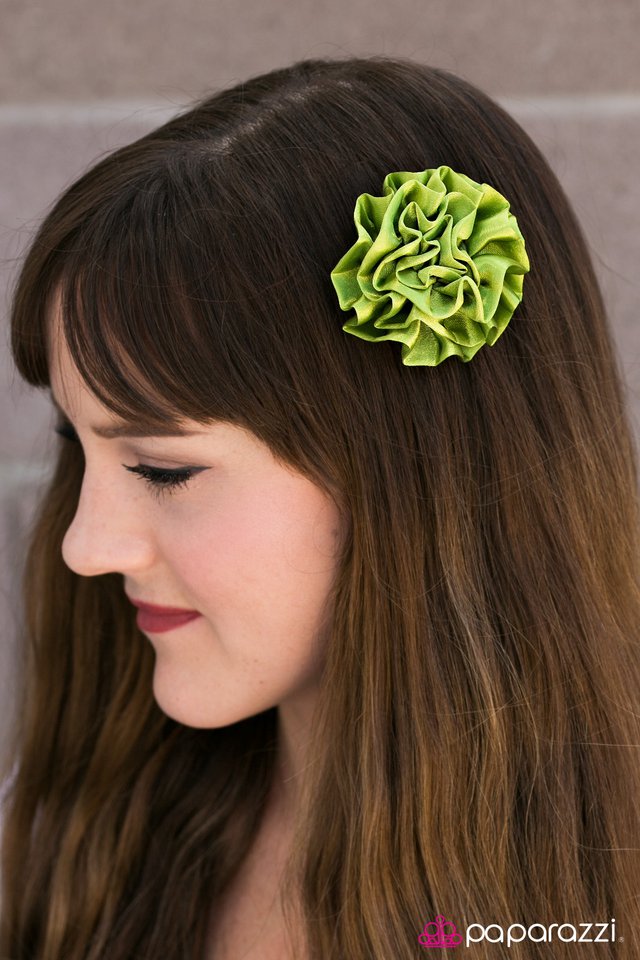 life-is-ruffle-p7ca-grxx-060xx