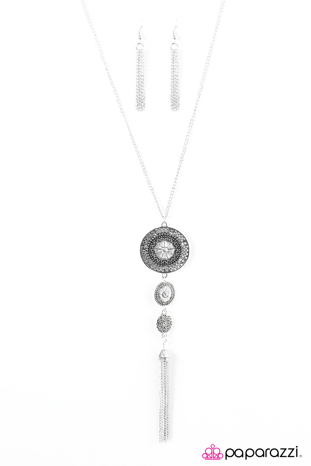 Paparazzi ♥ Courage Is My Compass - White ♥  Necklace