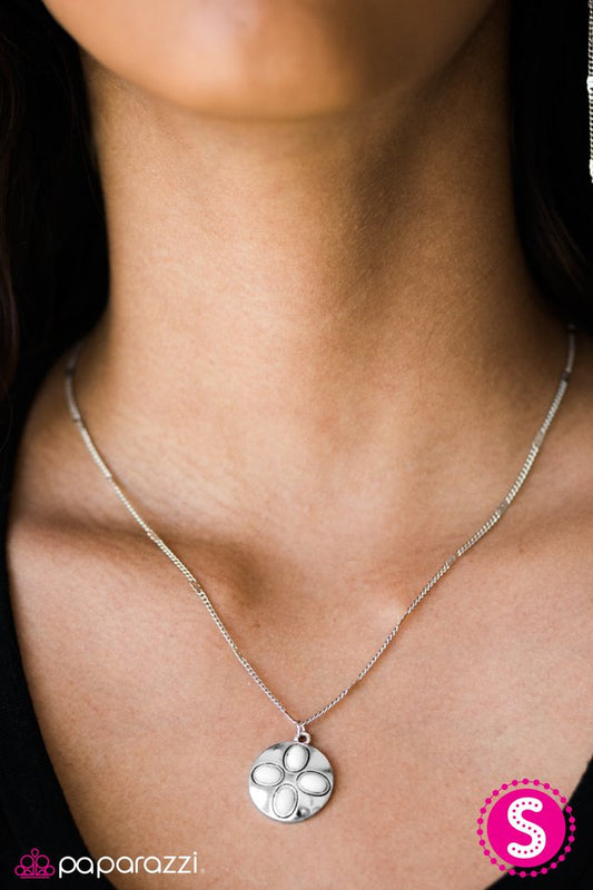 Paparazzi ♥ Summer Social - White ♥ Necklace-product_sku