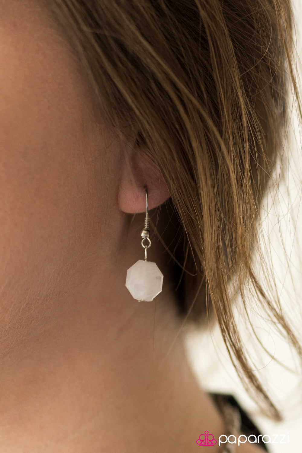 Paparazzi ♥ Summer Sunsets - White ♥  Necklace