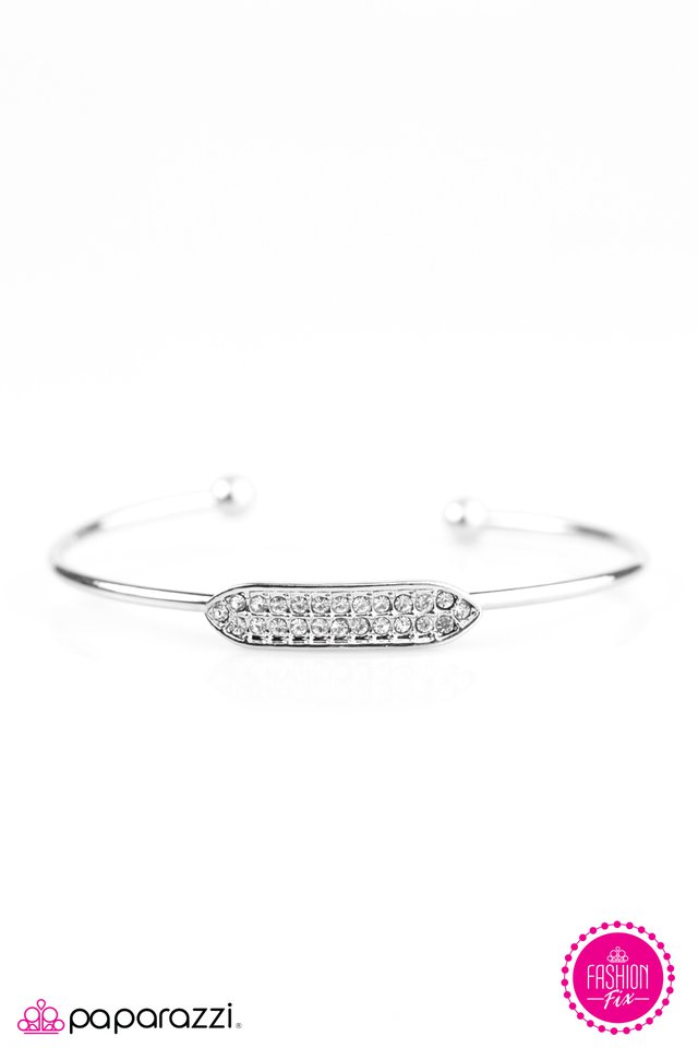 Paparazzi ♥ Leave A Little Sparkle ♥ Bracelet