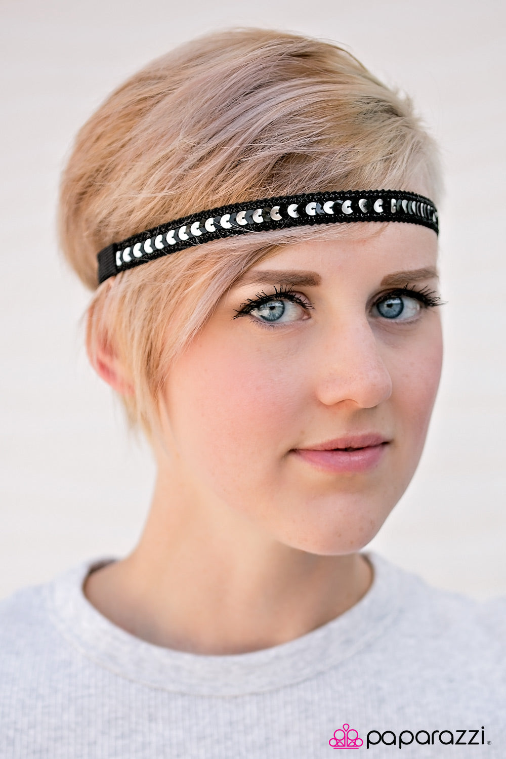 seeing-sequins-p6hp-bkxx-052xx