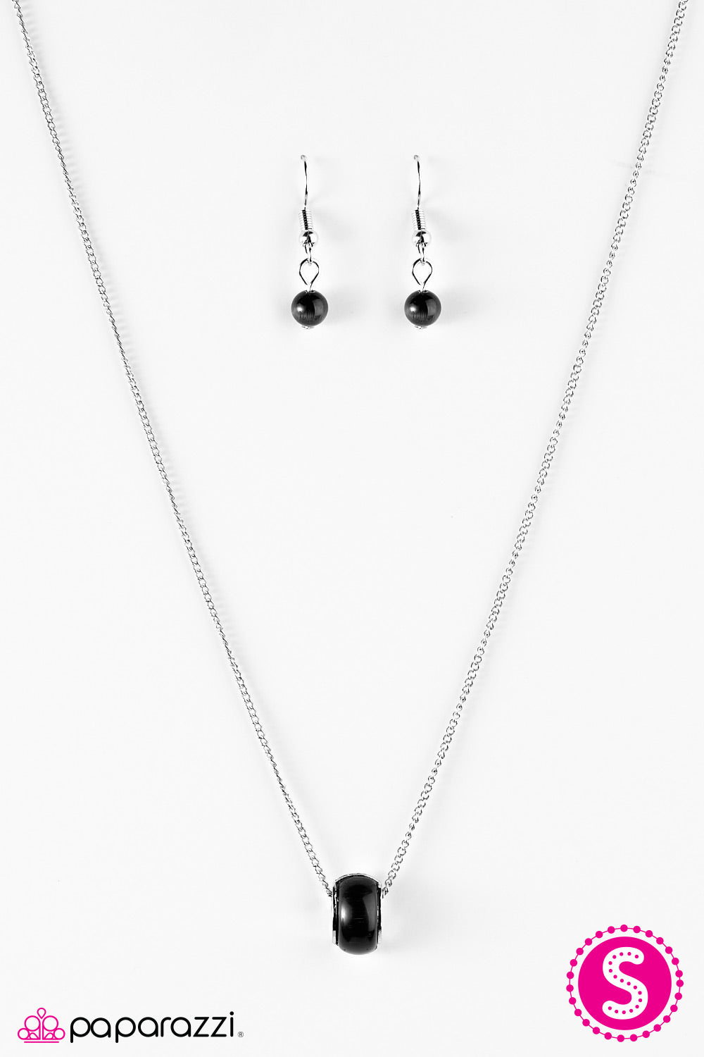 Paparazzi ♥ Lunar Luminosity - Black ♥  Necklace