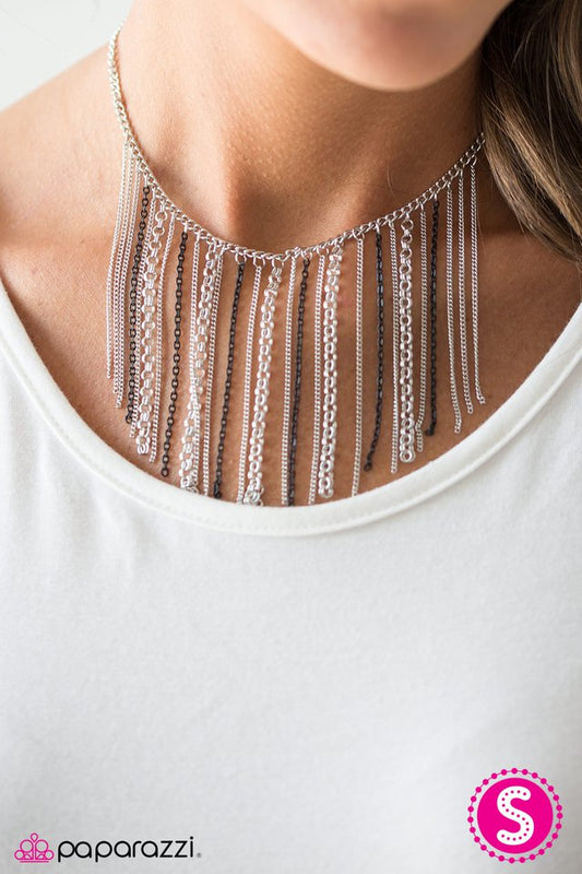 dare-to-be-different-black-p2in-bkxx-095xx