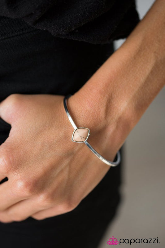 sticks-and-sandstones-brown-p9se-bnxx-060xx