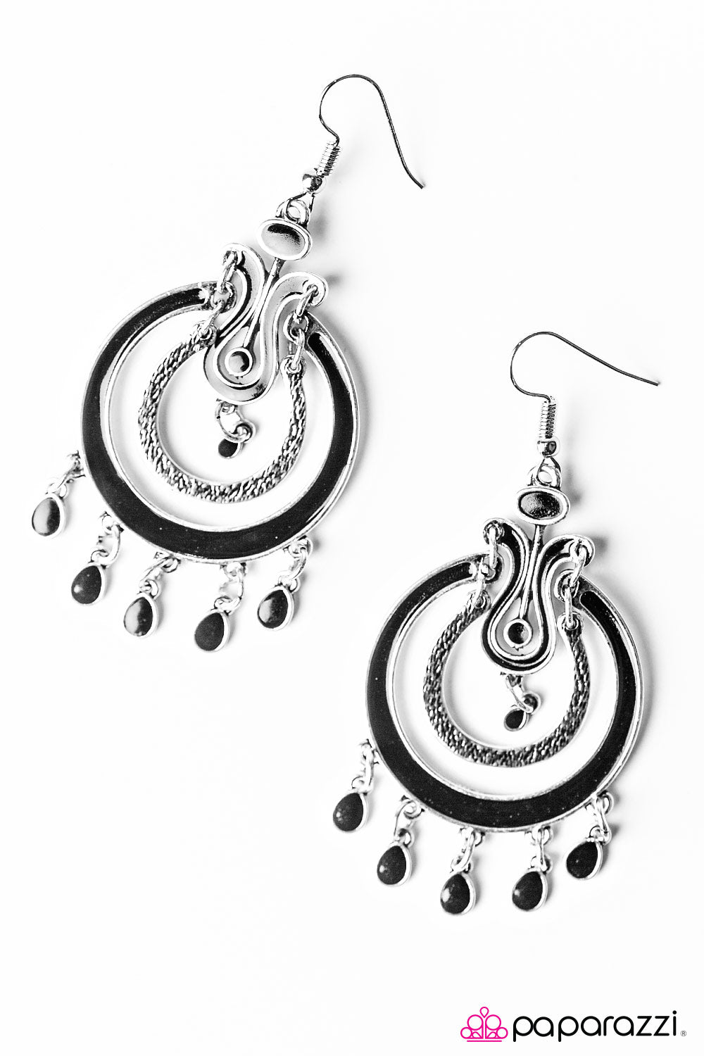 Paparazzi ♥ Watch Me Wander - Black ♥  Earrings