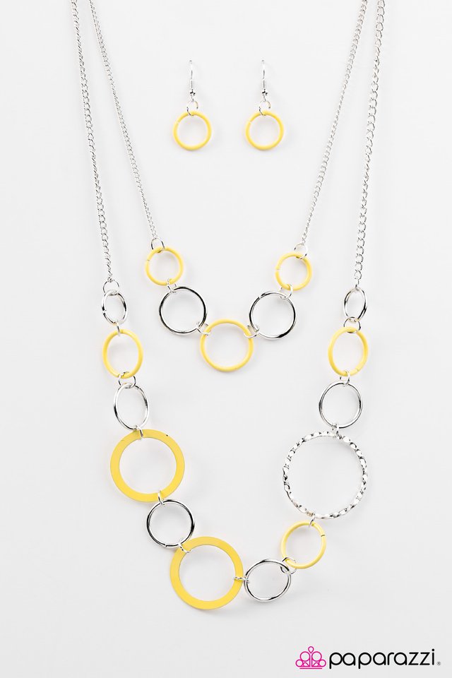 Paparazzi ♥ Tropical Bay - Yellow ♥ Necklace