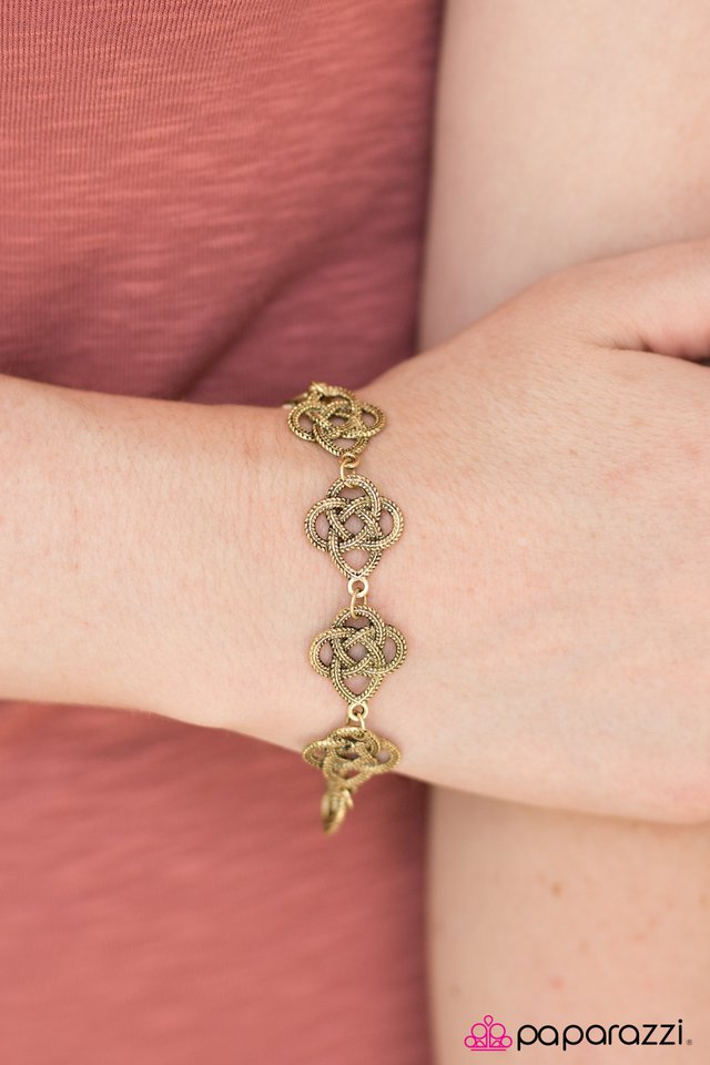 egyptian-etiquette-brass-p9wh-brxx-068eb