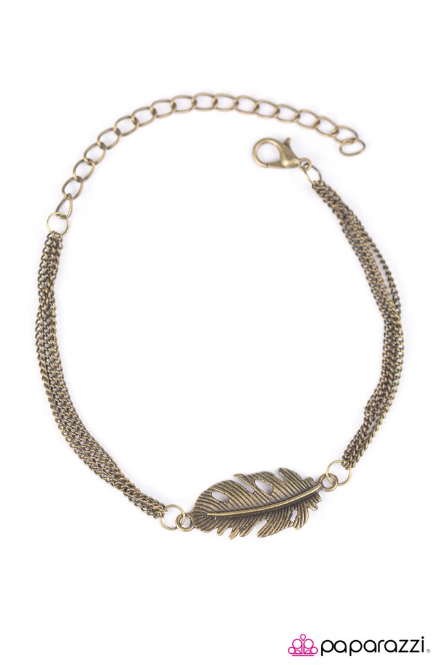 Paparazzi ♥ Great Heights - Brass ♥ Bracelet