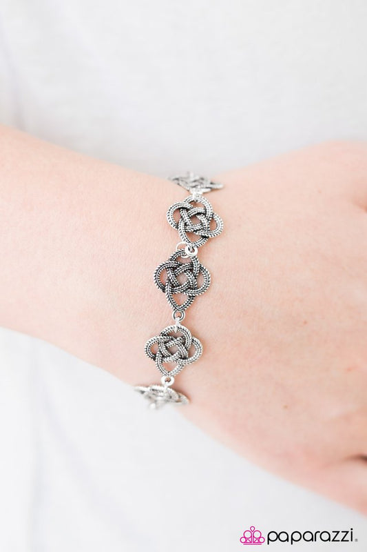 egyptian-etiquette-silver-p9wh-svxx-108ep