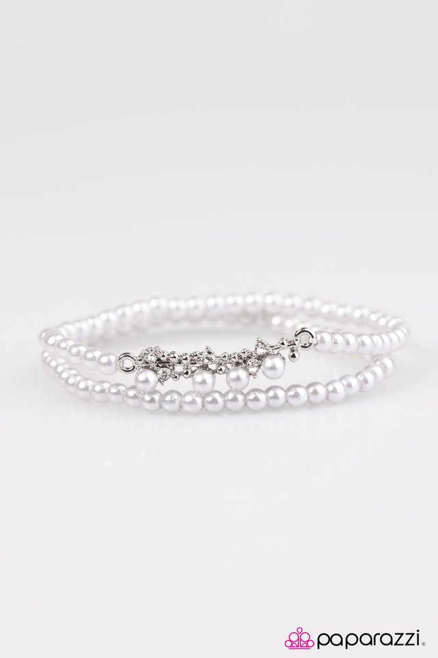 Paparazzi ♥ Rich Refinement - Silver ♥ Bracelet