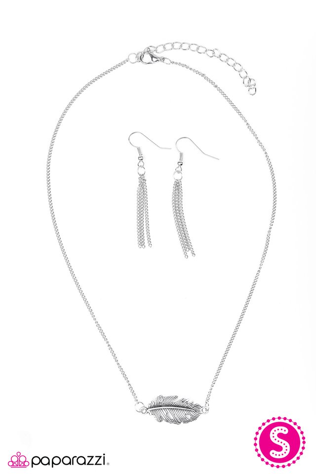 Paparazzi ♥ Let It Soar - Silver ♥ Necklace