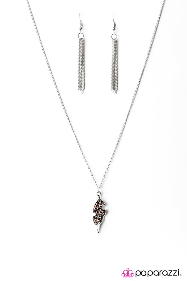 Paparazzi ♥ Frozen In Fall - Brown ♥ Necklace