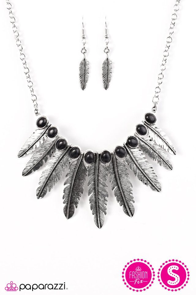 Paparazzi ♥ Desert Distraction ♥ Necklace