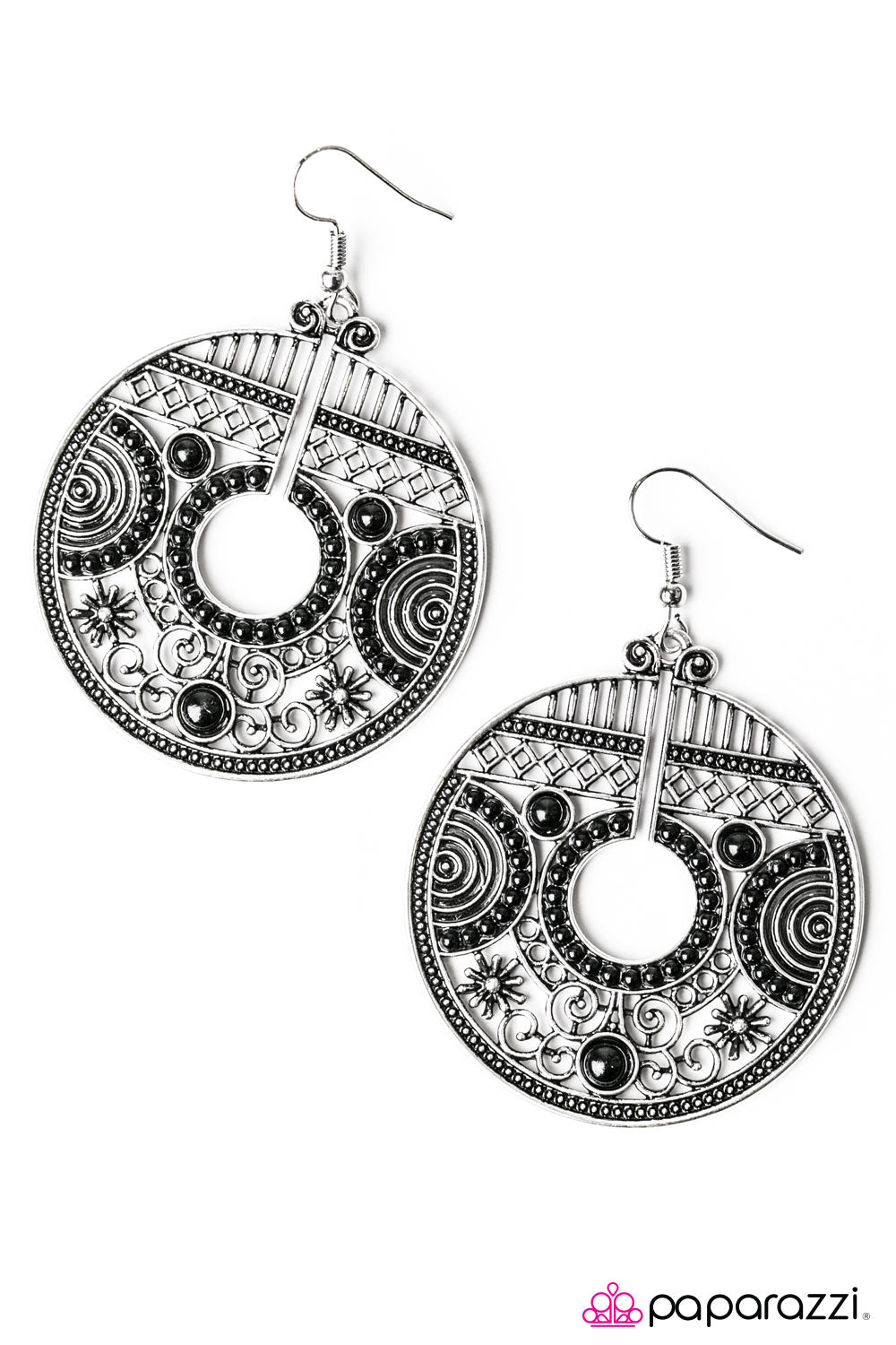 Paparazzi ♥ A Taste Of Tahiti - Black ♥  Earrings