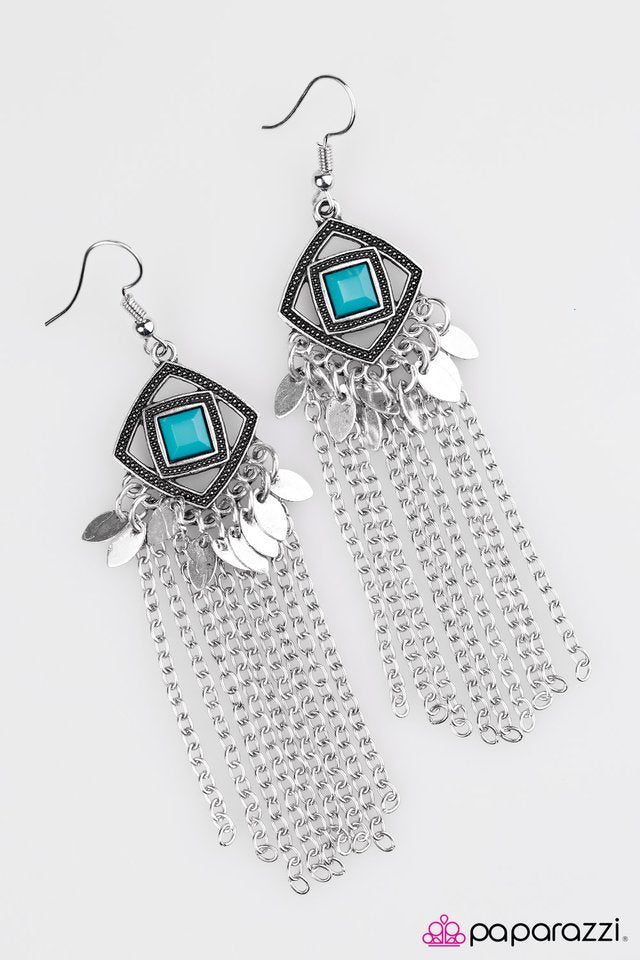 Paparazzi ♥ I Dream Of Deserts - Blue ♥ Earrings