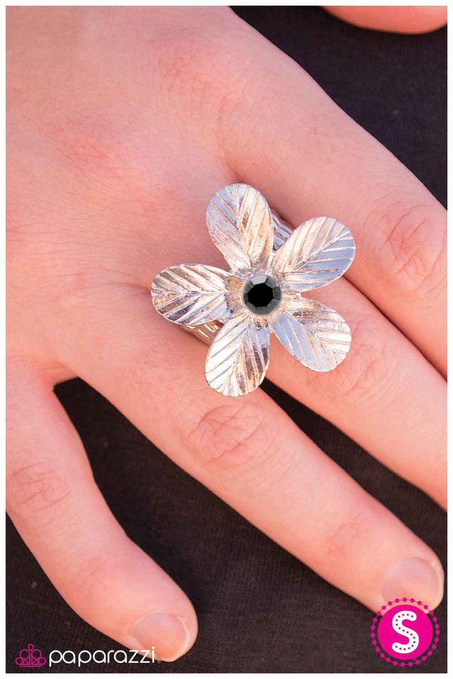 i-am-an-island-silver-p4wh-svxx-001hu