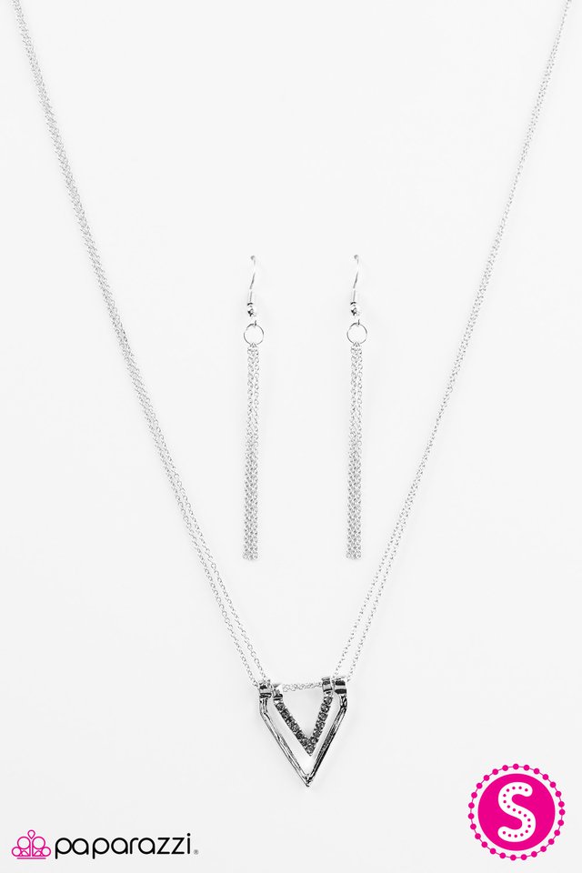 Paparazzi ♥ A Turning Point - Silver ♥ Necklace