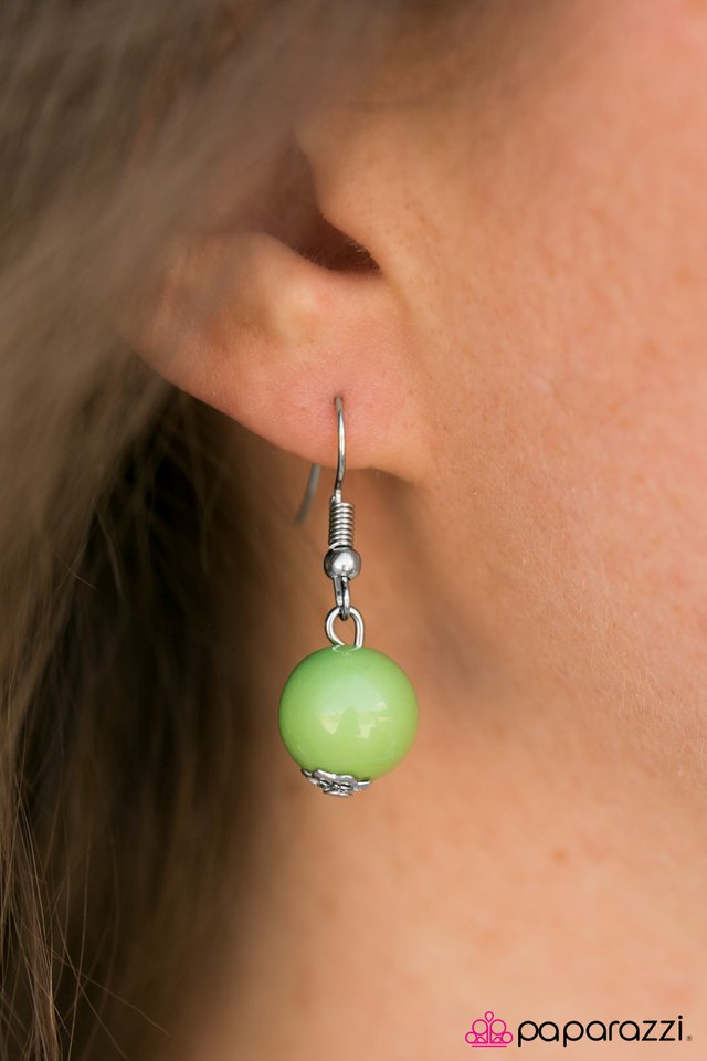 Paparazzi ♥ Here We GALAPAGOS! - Green ♥ Necklace