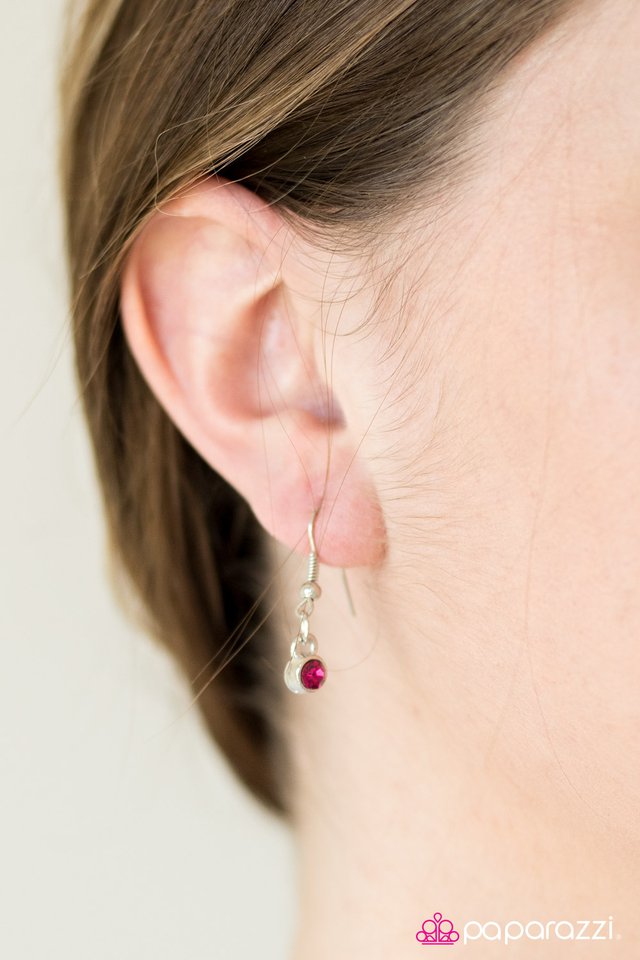 Paparazzi ♥ One In A MEDALLION - Pink ♥ Necklace