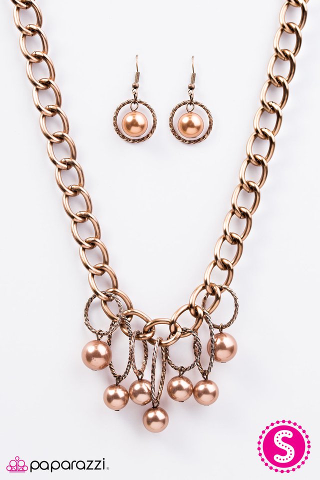 Paparazzi ♥ Classic Girl - Copper ♥ Necklace