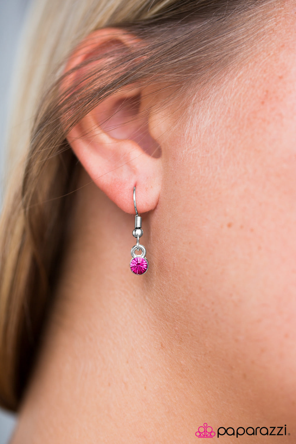 Paparazzi ♥ Looks Like Radiance - Multi ♥  Necklace