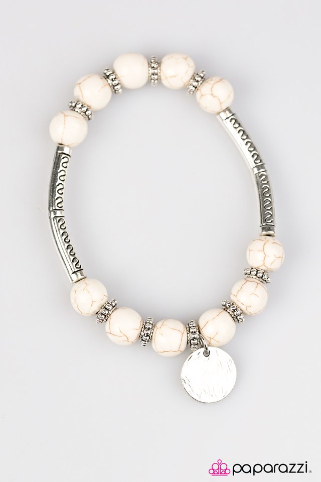 Paparazzi ♥ Stomping Ground - White ♥ Bracelet