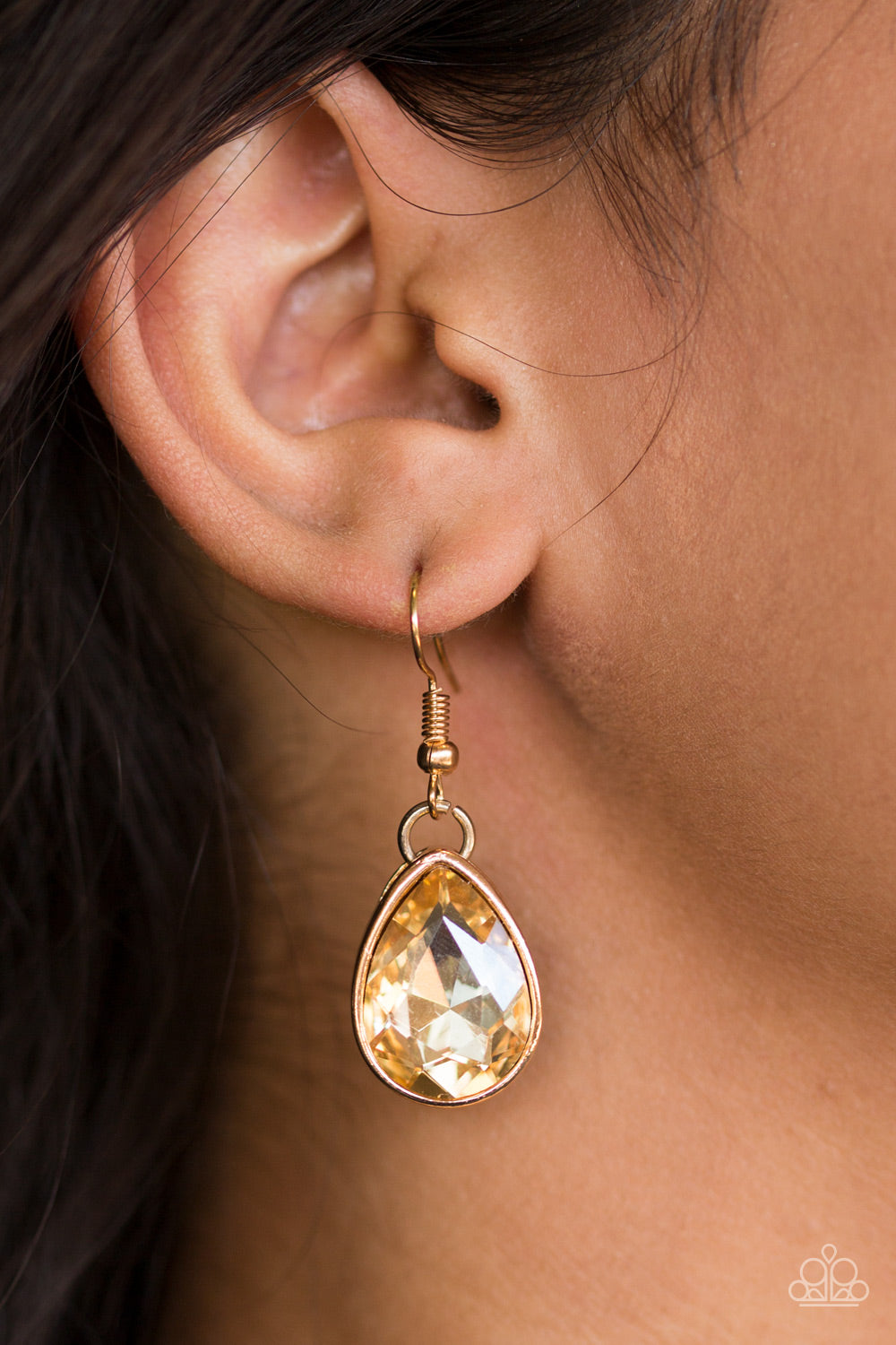 Paparazzi ♥ Show-Stopping Shimmer - Gold ♥  Necklace