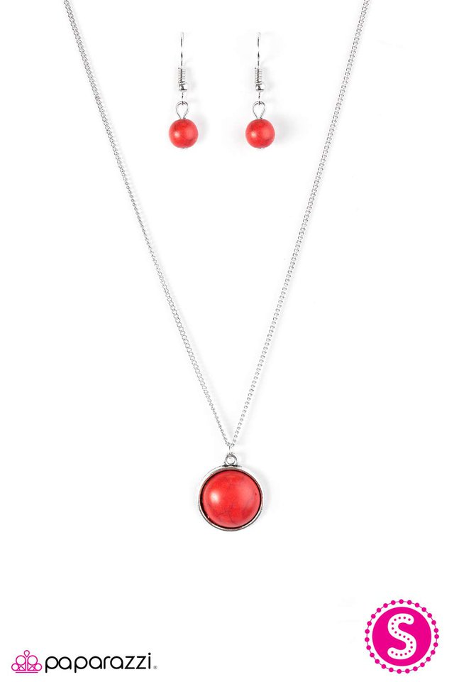 Paparazzi ♥ Sandstone Sunsets - Red ♥ Necklace