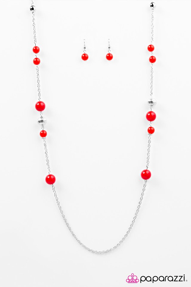 Paparazzi ♥ Sweet GLEAMS - Red ♥ Necklace