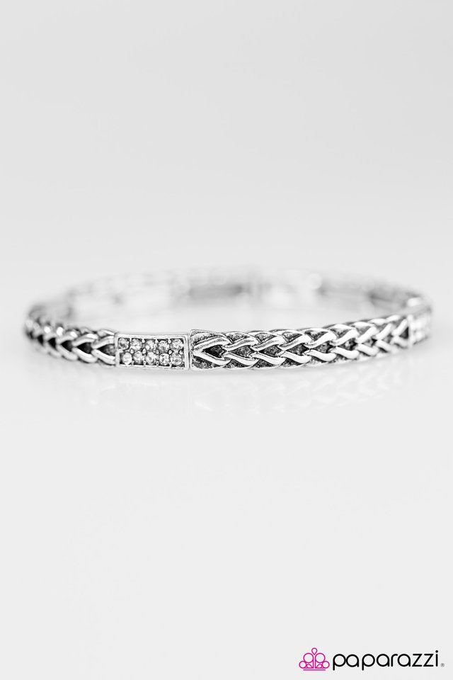 Paparazzi ♥ Modernly Moto - White ♥ Bracelet