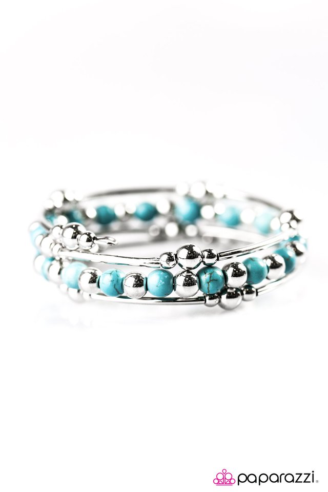 Paparazzi ♥ Groundbreaking - Blue ♥ Bracelet