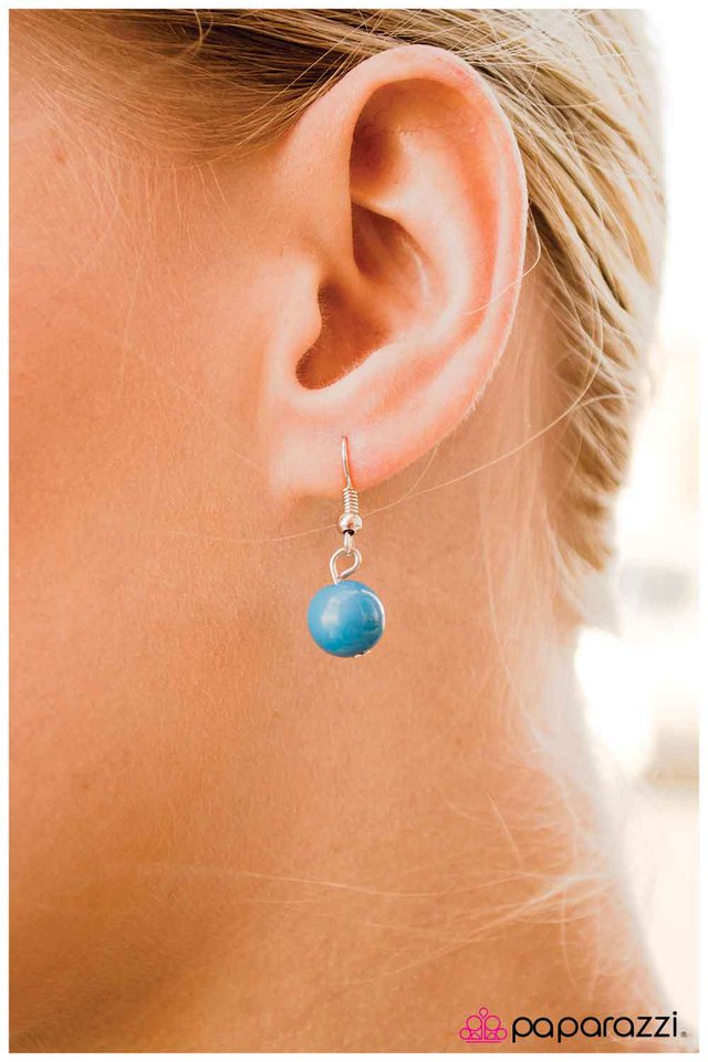 Paparazzi ♥ Ripples of Refinement - Blue ♥ Necklace