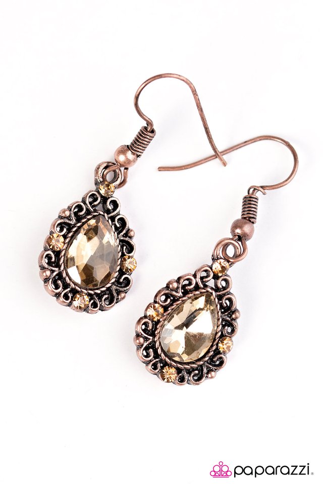 Paparazzi ♥ I Dont Cry, I Sparkle - Copper ♥ Earrings