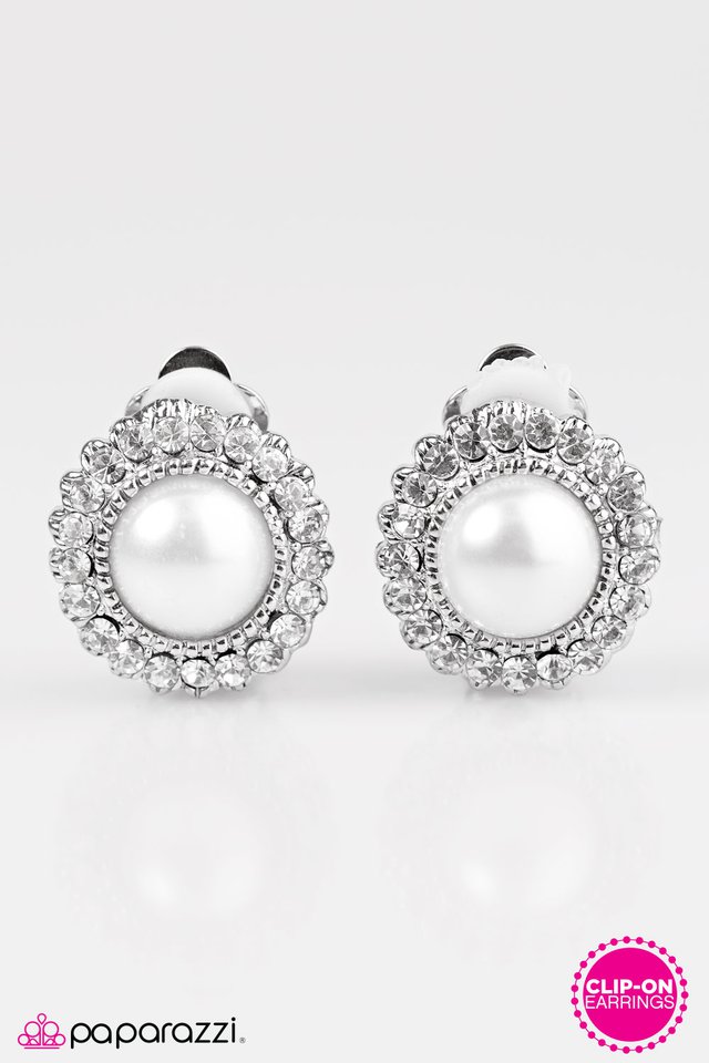 Paparazzi ♥ Classy and Sassy - White Clip-On ♥ Clip-On