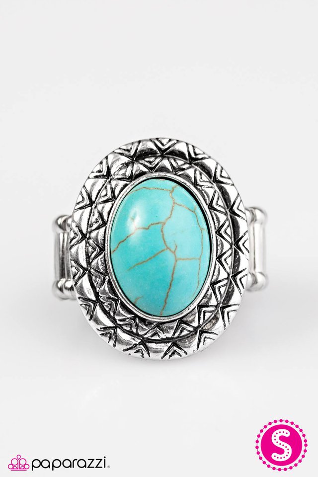 Paparazzi ♥ The Next WEST Thing - Blue ♥ Ring