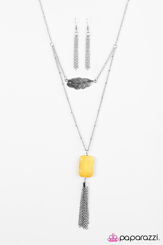 Paparazzi ♥ Mojave Mesas - Yellow ♥ Necklace