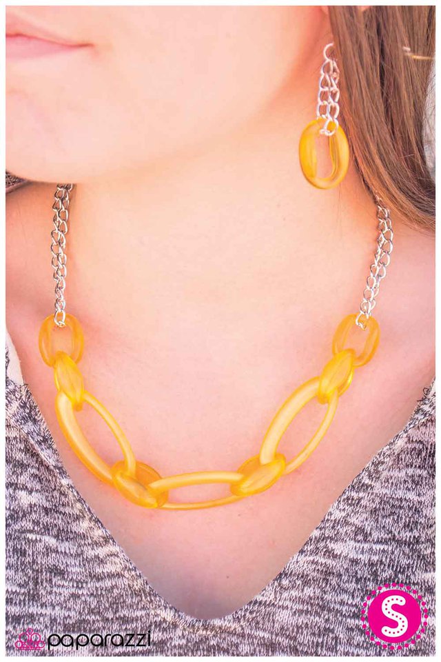 play-nice-yellow-necklace-p2wh-ywsv-003xx