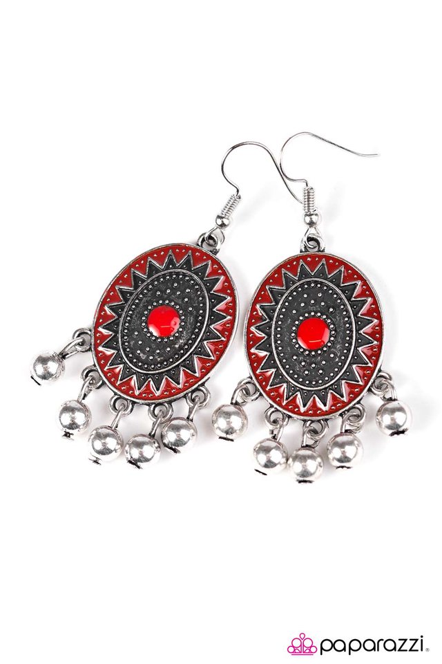 Paparazzi ♥ Viva La Vida - Red ♥ Earrings