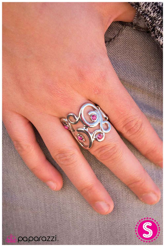 hitting-a-high-note-pink-p4wh-pksv-001ie